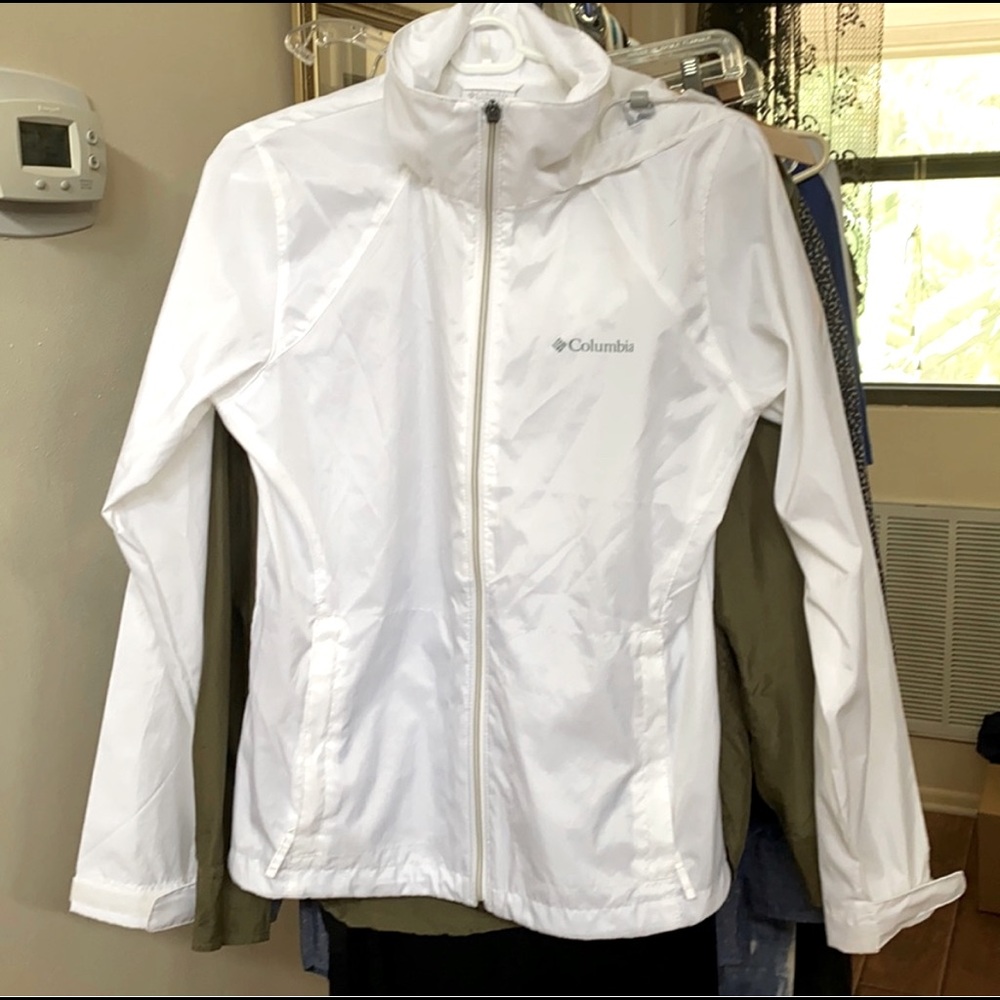 Columbia windbreaker jacket white